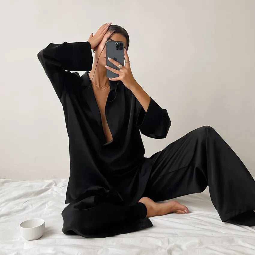 Oversized Satin Silk Sleepwear Low Cut Sexy Pajamas For Women Single-Breasted